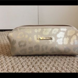 Stella & Dot Travel/organizational Pouch